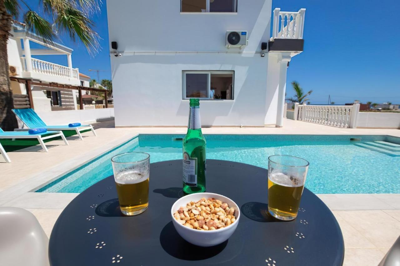 Villa Suncity Boutique Beachfront Ayia Napa Exteriér fotografie